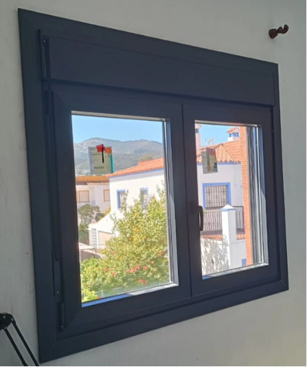 Ventana Abatible